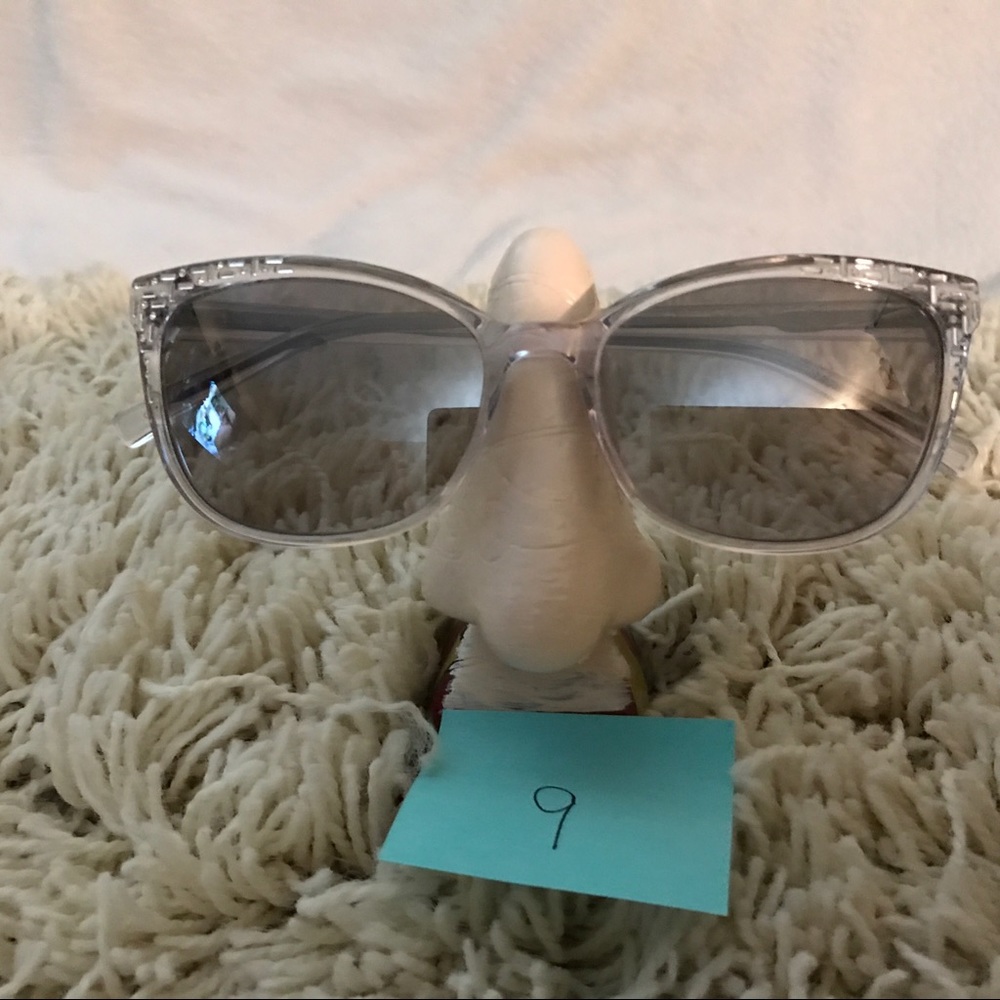 Vera Wang, Dana Buckman, Lilly PulitzerAnd more